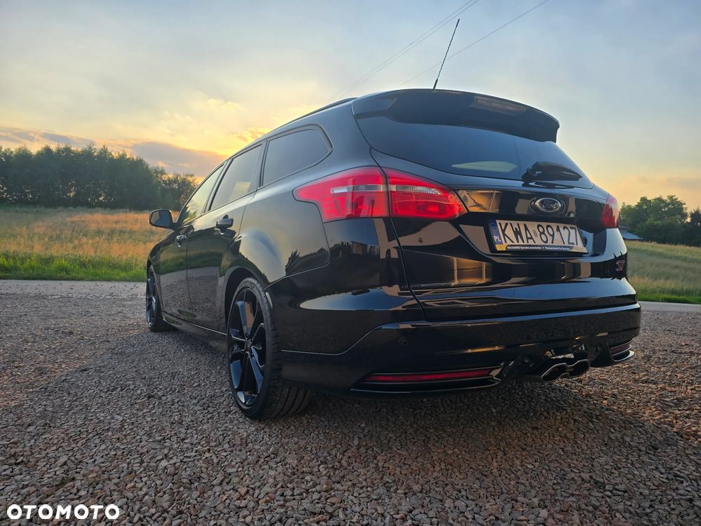 Ford Focus - 31
