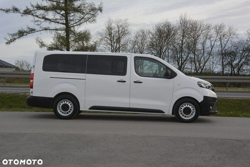 Toyota Proace Verso 2.0 D4-D Long Combi - 11