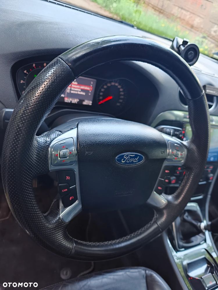 Ford Galaxy 2.0 TDCi Ghia - 15