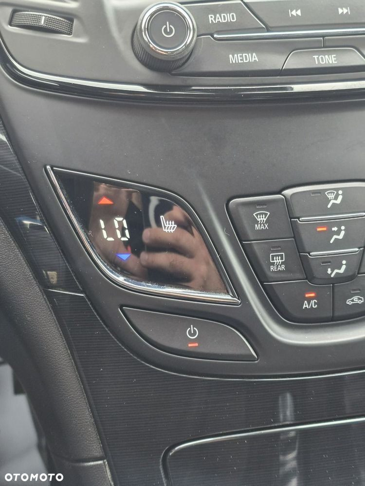 Opel Insignia - 29