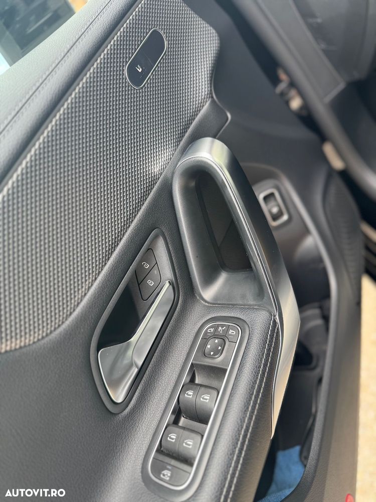 Mercedes-Benz CLA 180 d Coupe - 24