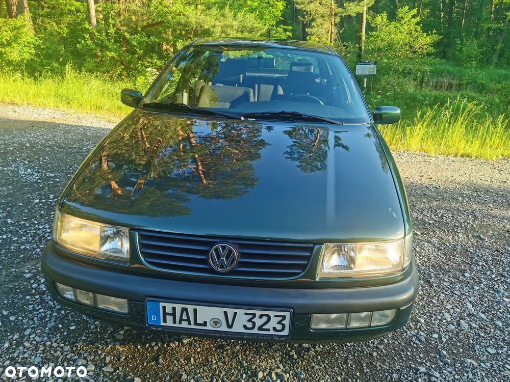 Volkswagen Passat 1.8 GL - 6
