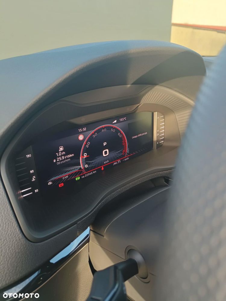 Skoda Karoq 1.5 TSI ACT Sportline DSG - 18