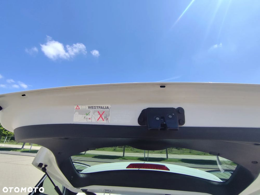 Hyundai ix20 1.6 Premium - 25