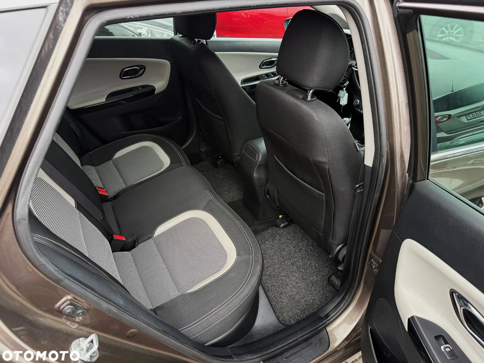 Kia Ceed Cee'd 1.6 CRDi L Business Line - 10