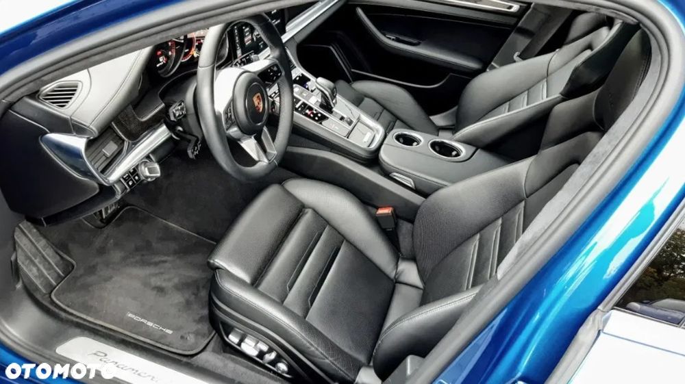 Porsche Panamera - 13