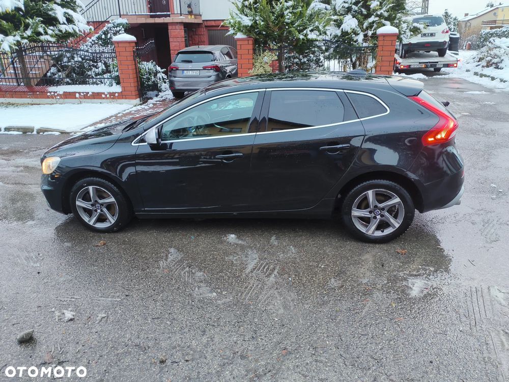 Volvo V40 D4 Drive-E R-Design Summum - 40