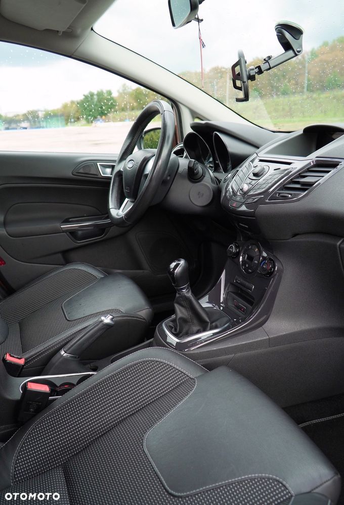 Ford Fiesta 1.0 EcoBoost Titanium ASS - 8