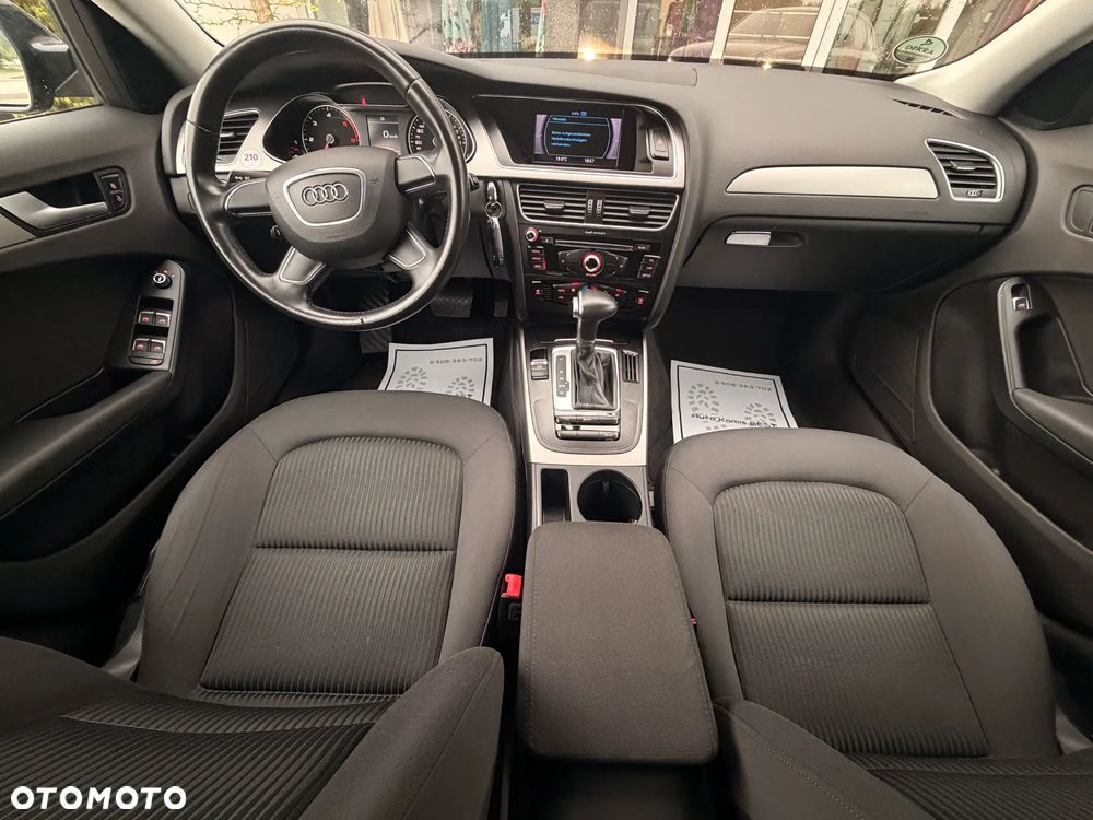 Audi A4 Avant 2.0 TDI DPF clean diesel multitronic S line Sportpaket - 3