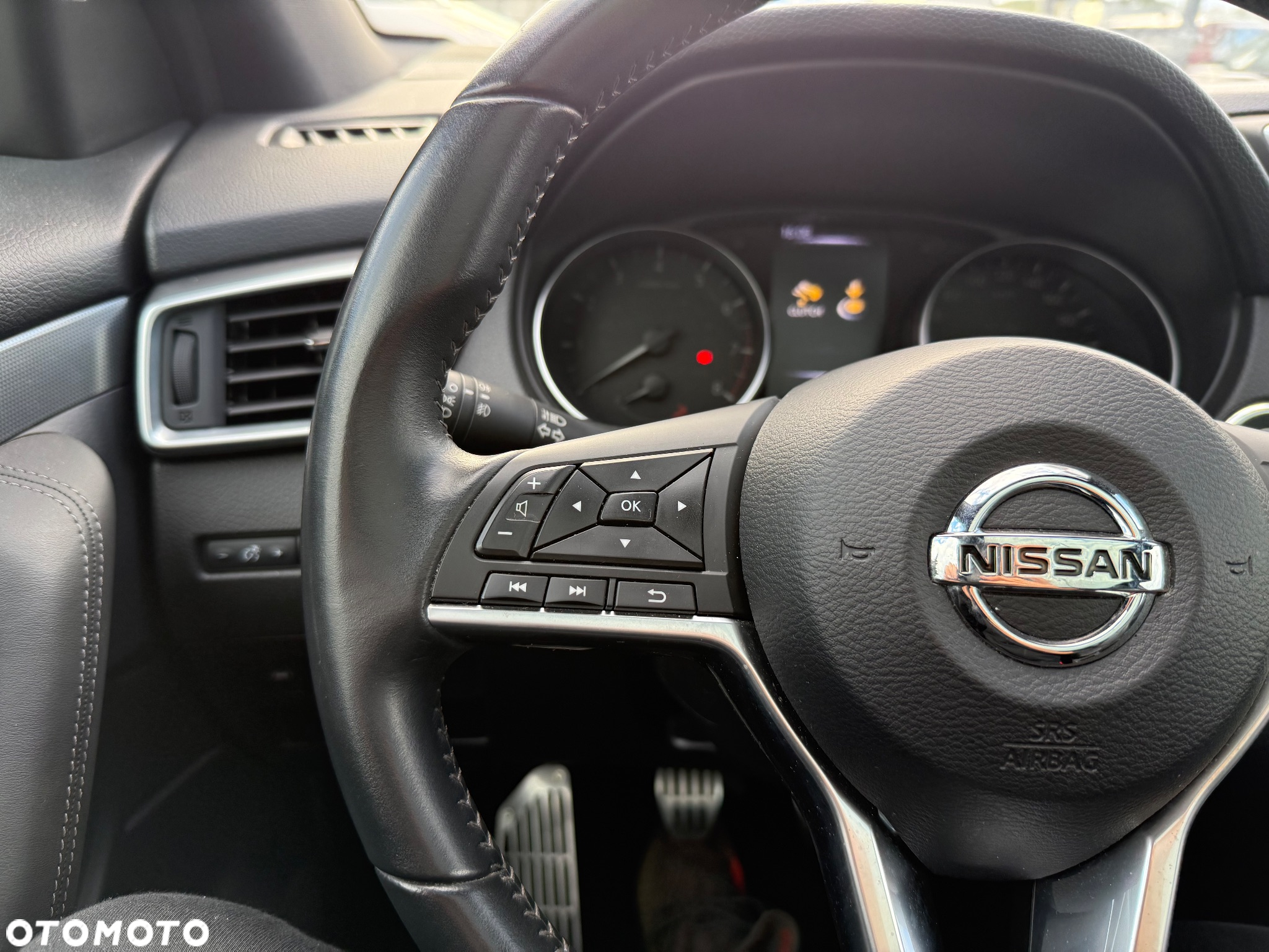 Nissan Qashqai 1.6 DIG-T TEKNA+ - 19