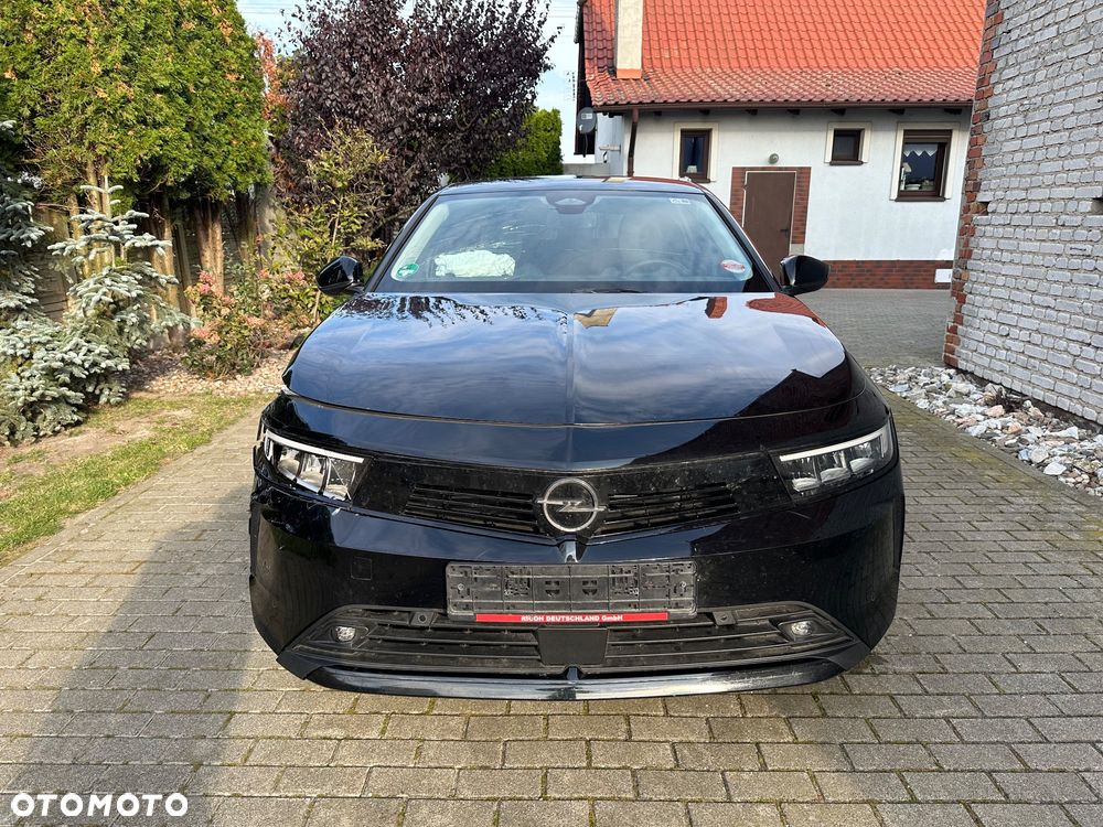 Opel Astra 2024 photo 2