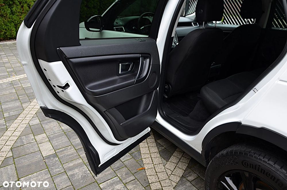 Land Rover Discovery Sport 2.0 TD4 SE - 18