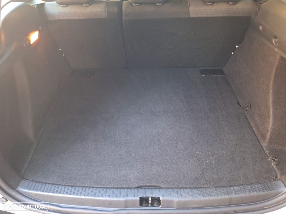 Renault Clio 0.9 TCE Dynamique S - 26