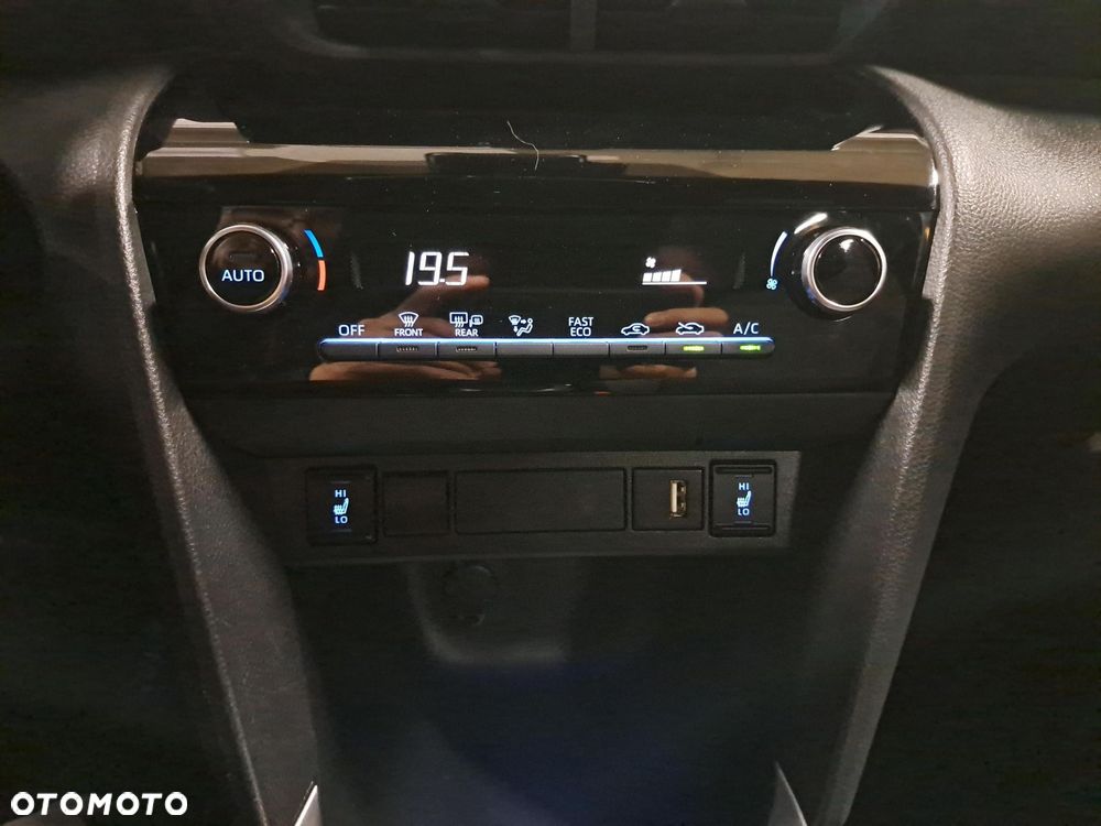 Toyota Yaris Cross Hybrid 1.5 Comfort - 23