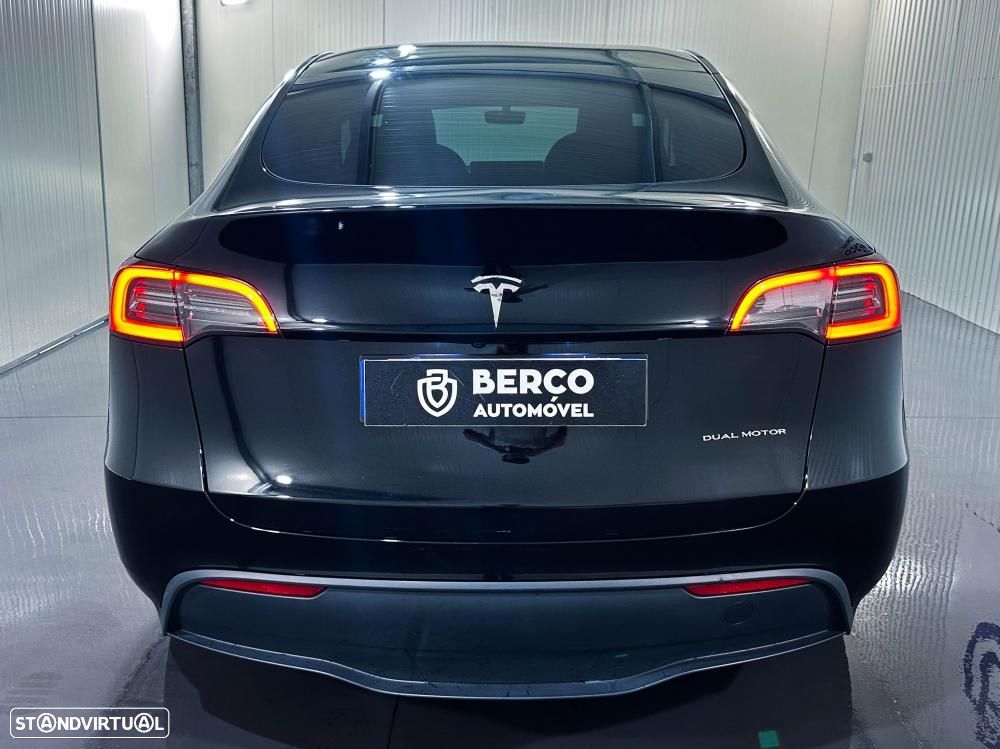 Tesla Model Y 2024 photo 5