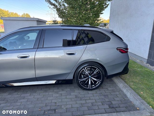 BMW Seria 5 520d xDrive mHEV - 9