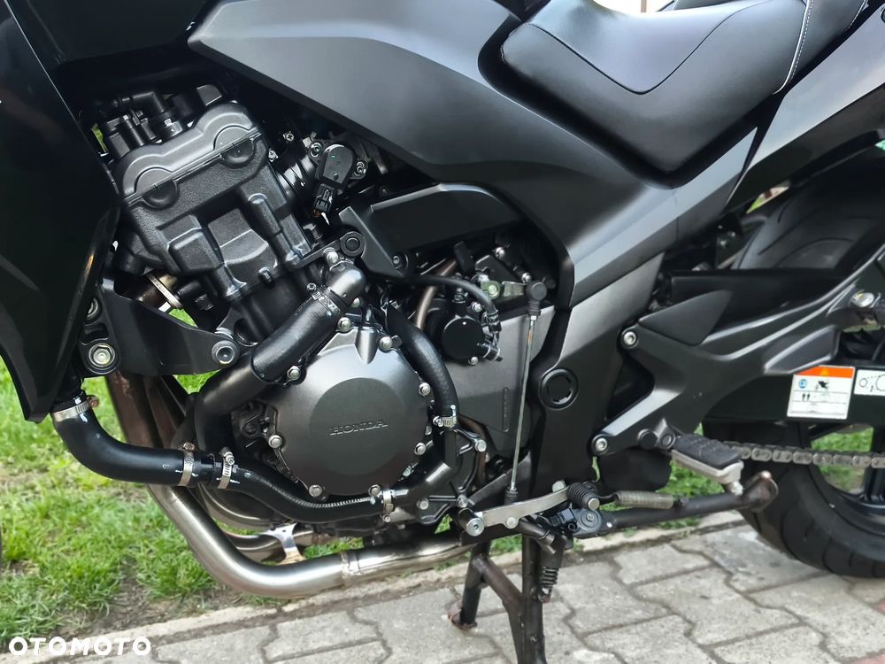 Honda CBF - 30