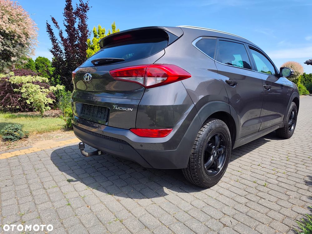 Hyundai Tucson blue 1.6 GDi 2WD Navi - 9