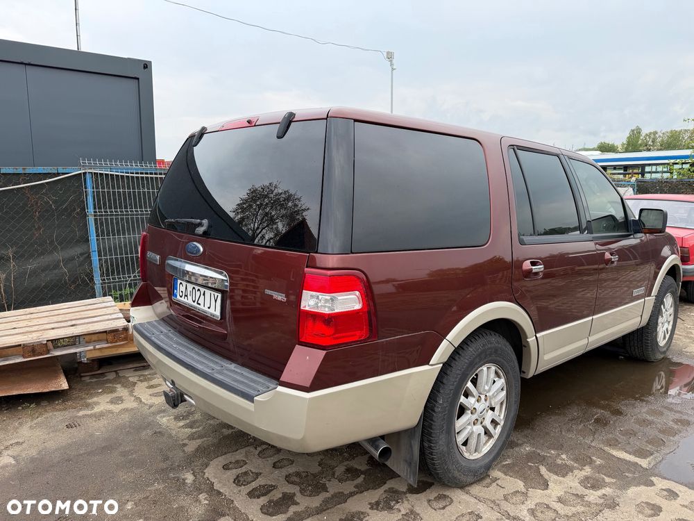 Ford Expedition - 3