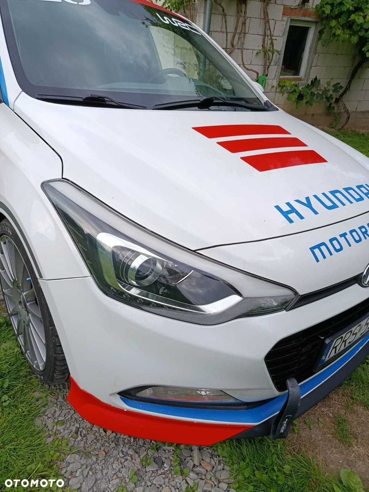 Hyundai i20 - 8