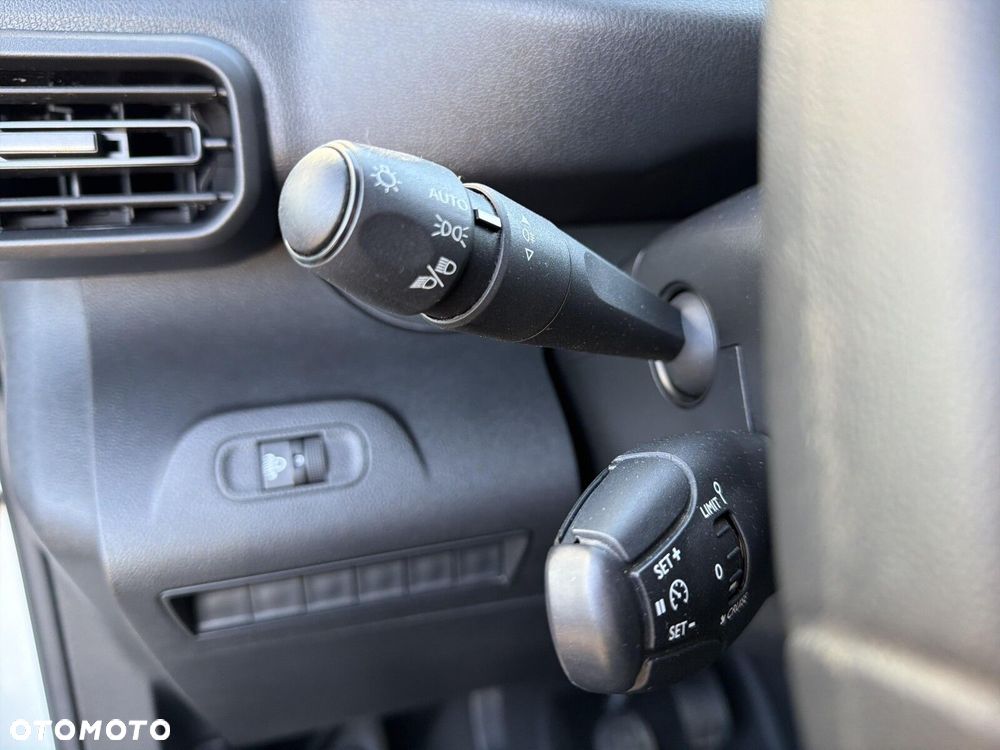 Peugeot partner-van 1.5 BlueHDi 100 PREMIUM Standard 650 4d - 22