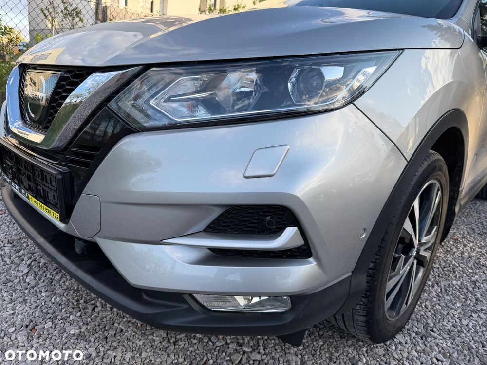 Nissan Qashqai 1.5 dCi N-Connecta - 32