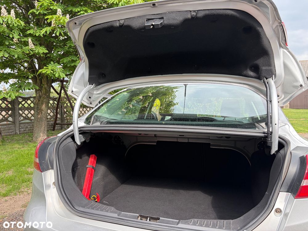 Ford Focus 2.0 TDCi Titanium ASS - 10
