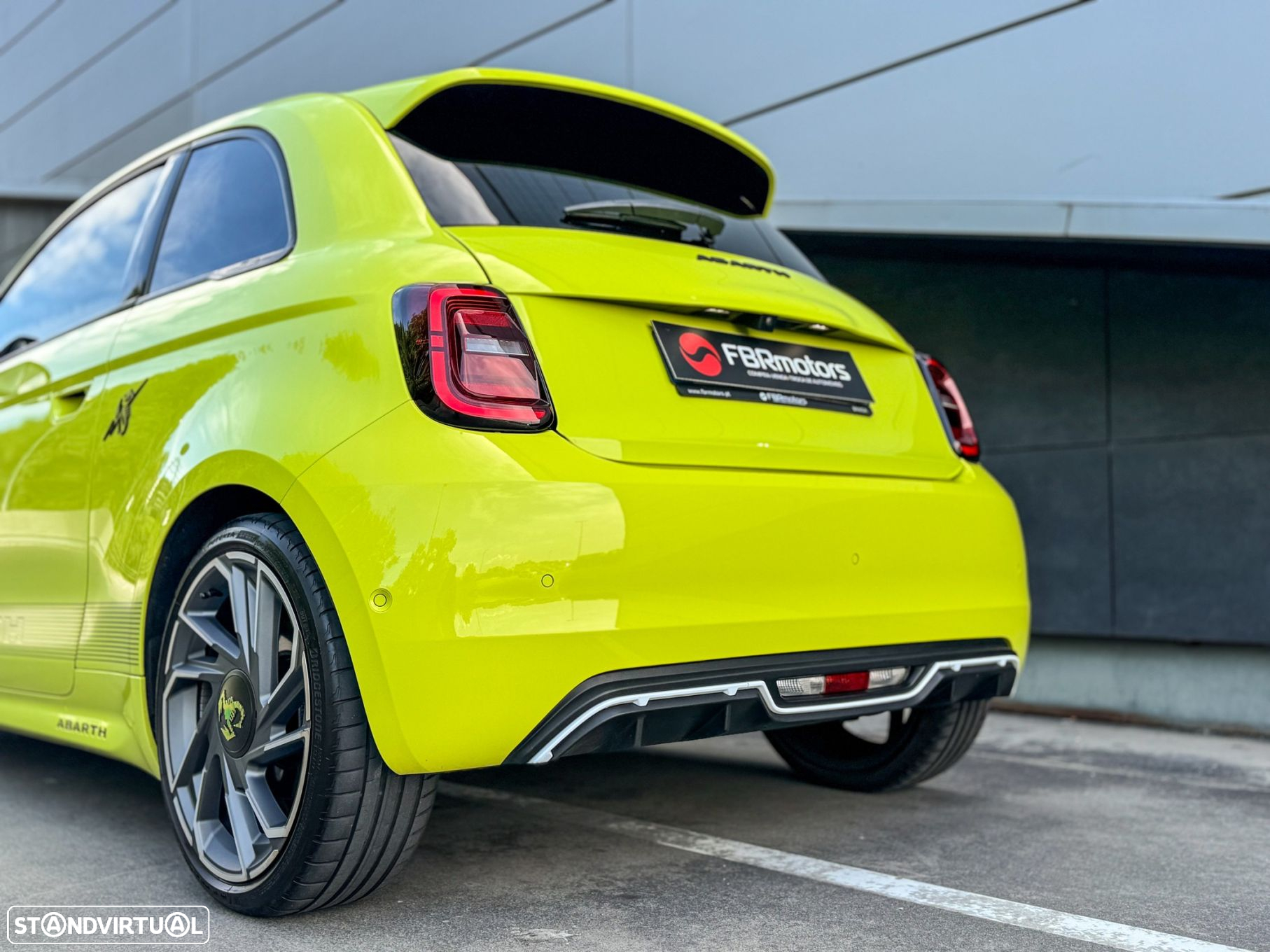 Abarth 500e - 15
