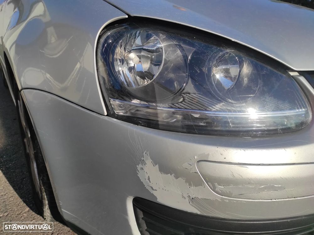 VW Golf 1.9 TDi 6V Trendline AC - 12