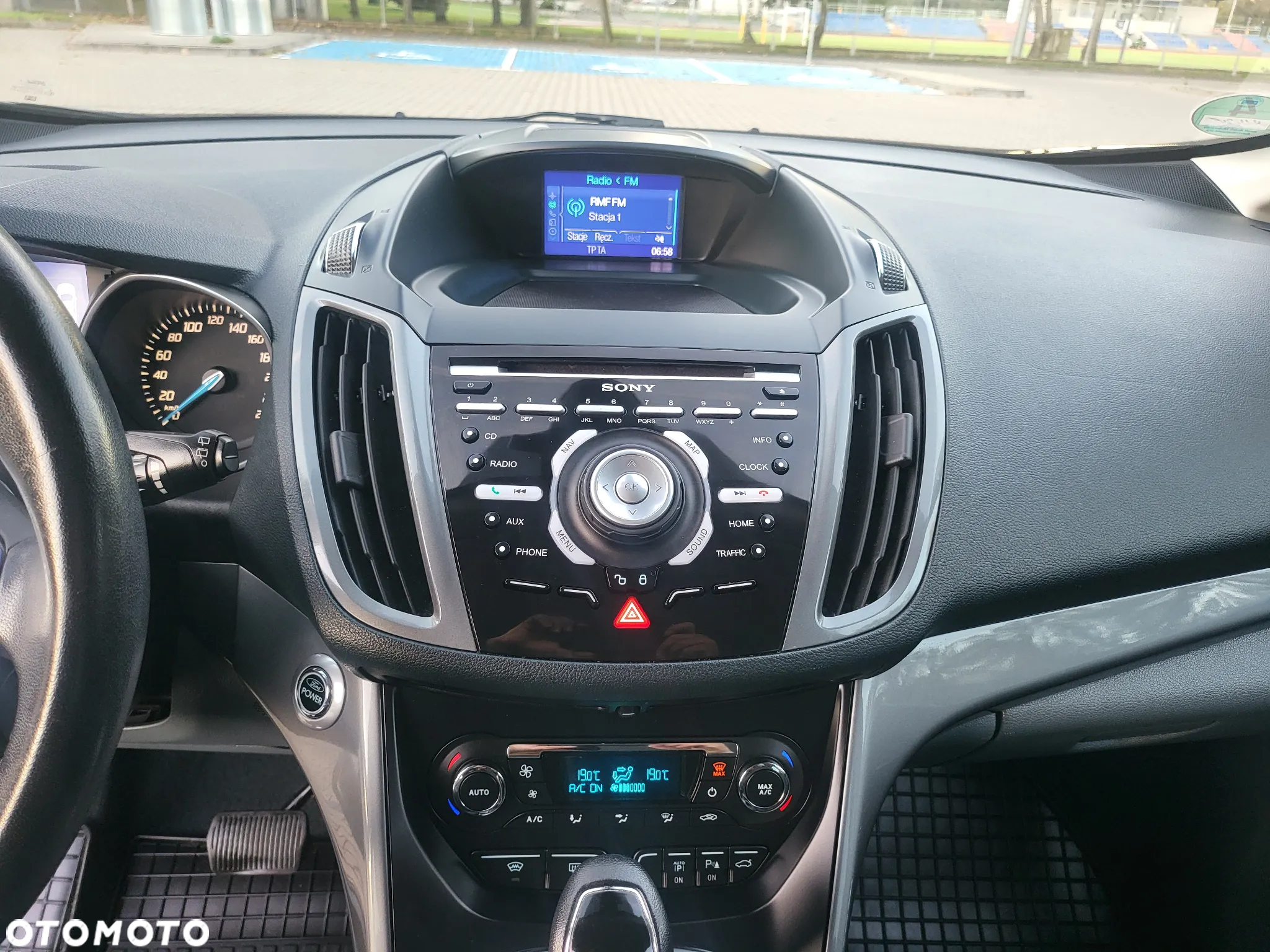 Ford C-MAX 2.0 TDCi Titanium - 33