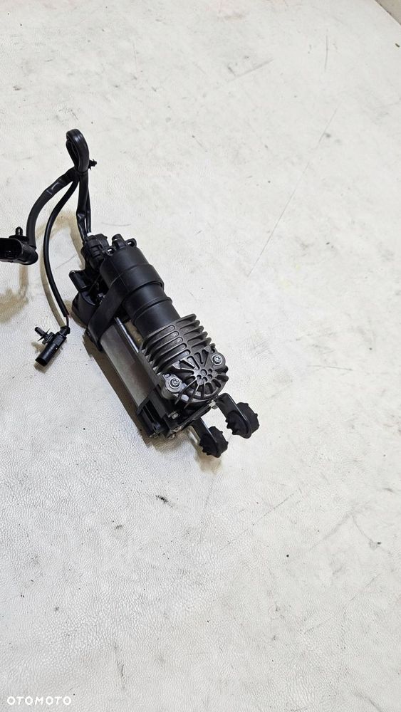 kompresor pompa zawieszenia porsche macan 95b 95b616006f - 2