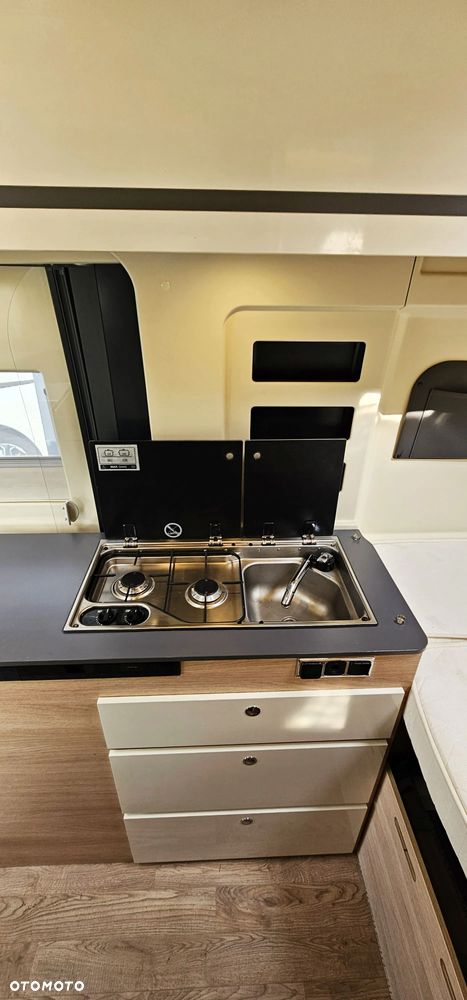 Giottiline GIOTTIVAN 60FT RAPIDO gr. SALON PL Ford Transit SKRZYNIA AUTOMATYCZNA RADIO 2DIN TRUMA DIESEL 4 OSOBOWY - 16