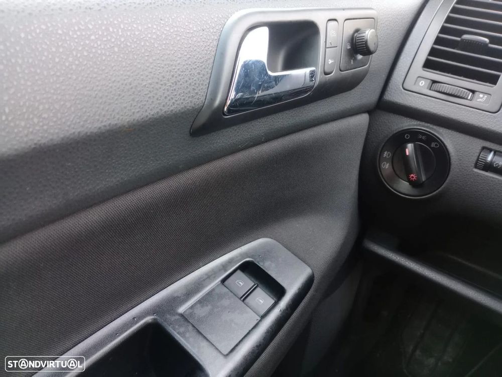 VW Polo 1.2 Play and Go - 24