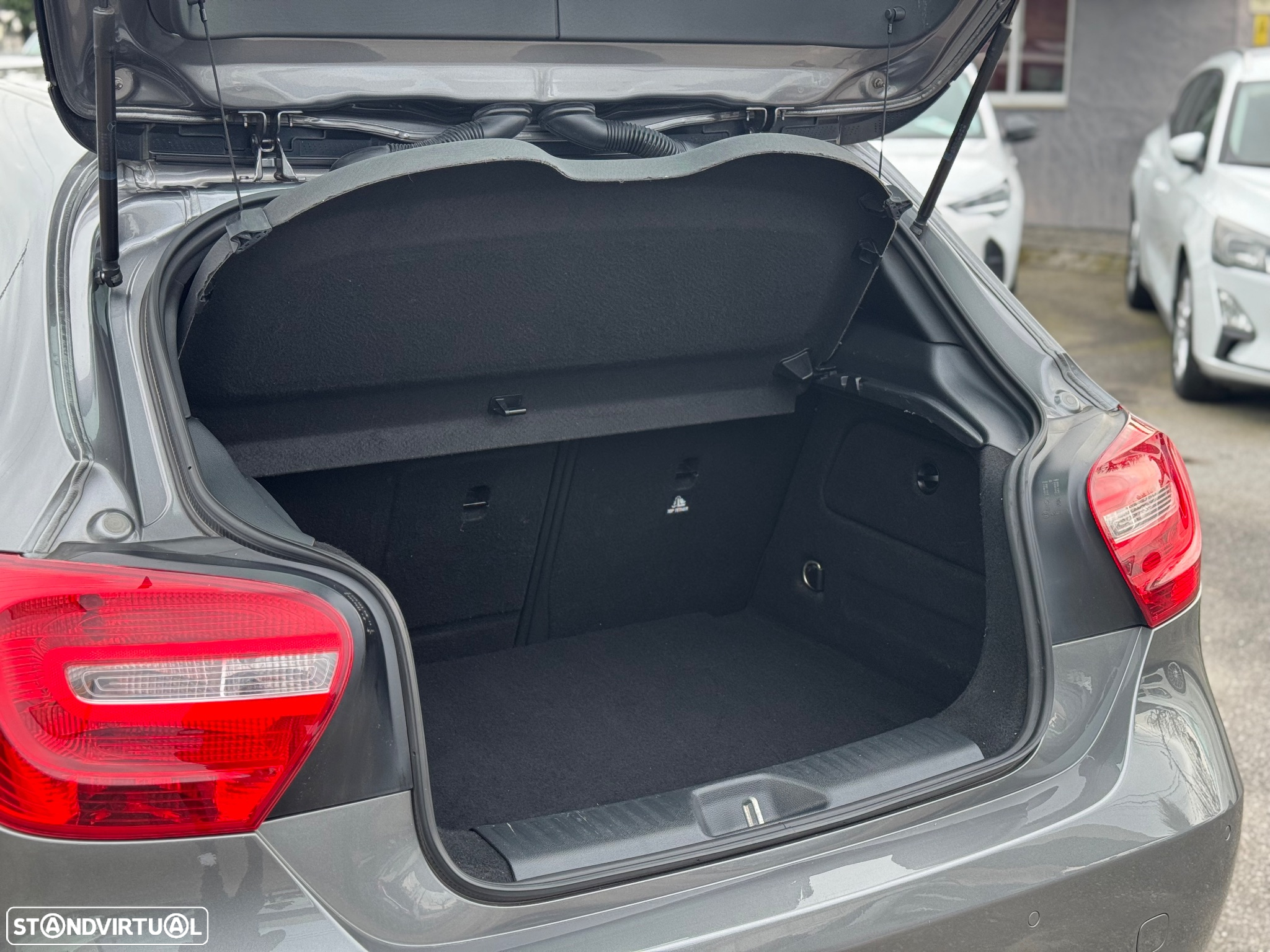Mercedes-Benz A 180 CDi BE Edition Urban - 10