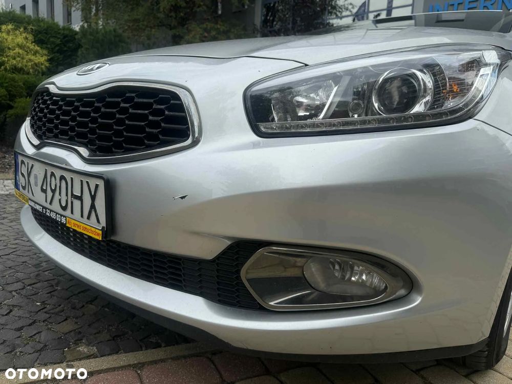 Kia Ceed - 8