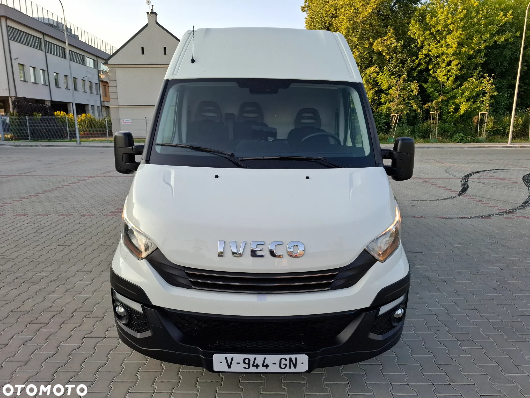 Iveco Daily 35S16 2017 HIMATIC L2H2 CLIMATRONIC - 11
