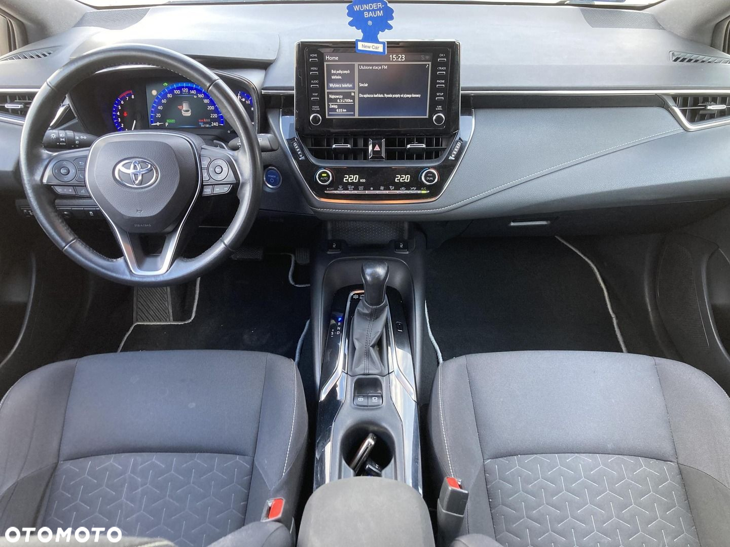 Toyota Corolla 2.0 Hybrid Comfort - 22