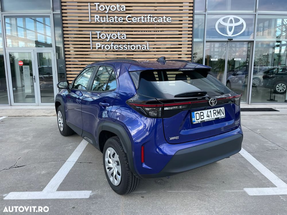 Toyota Yaris Cross 1.5 VVT-i HSD 4x2 Active - 3