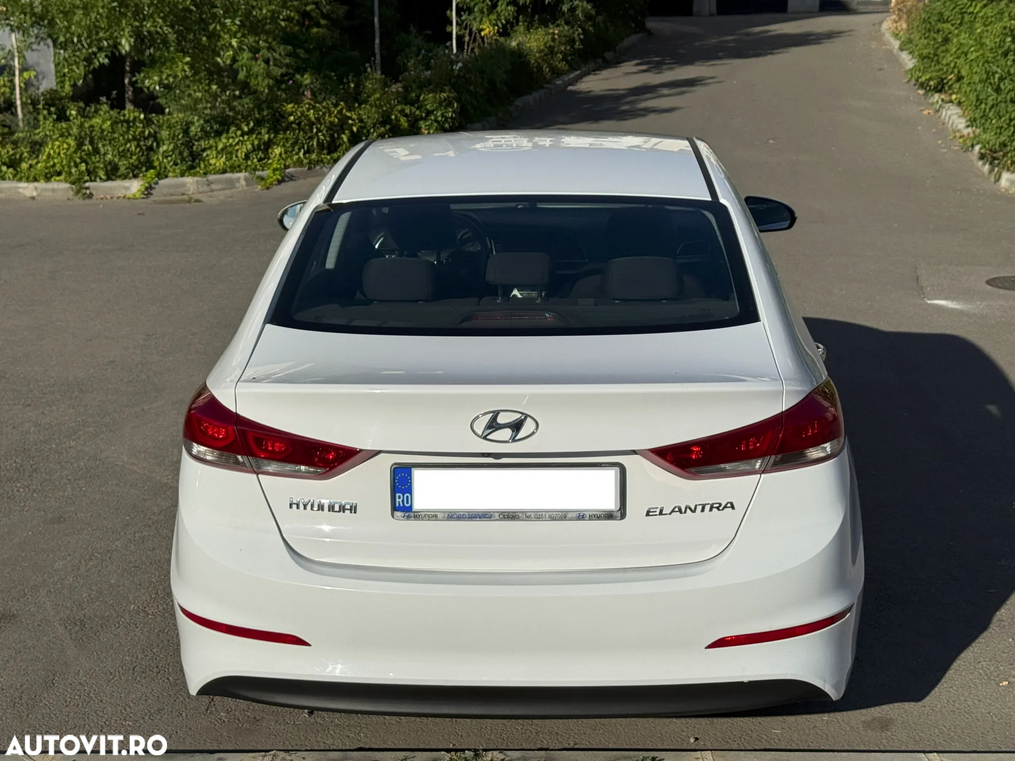 Hyundai Elantra 1.6 MPi Comfort - 4
