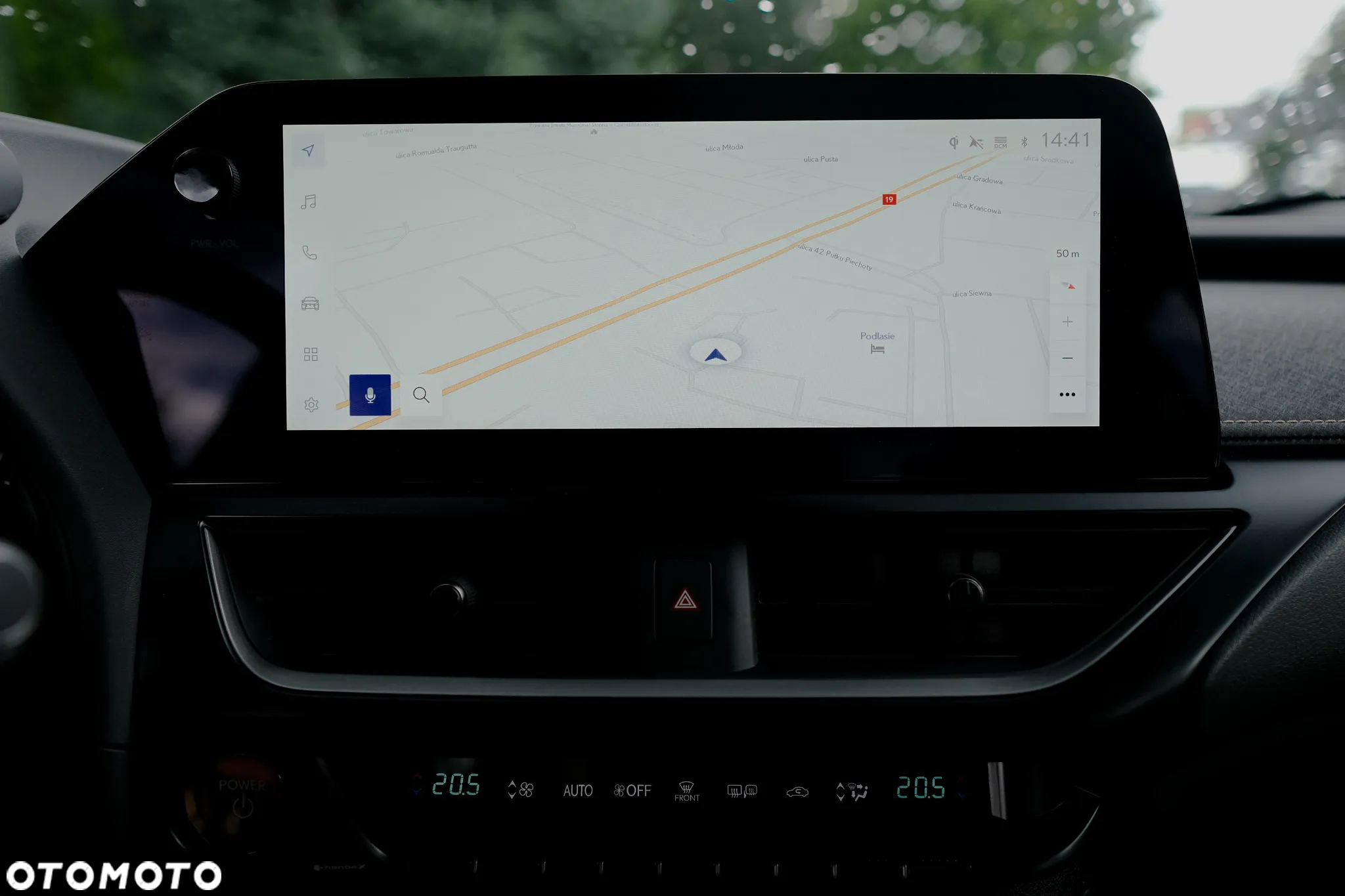 Lexus UX - 28