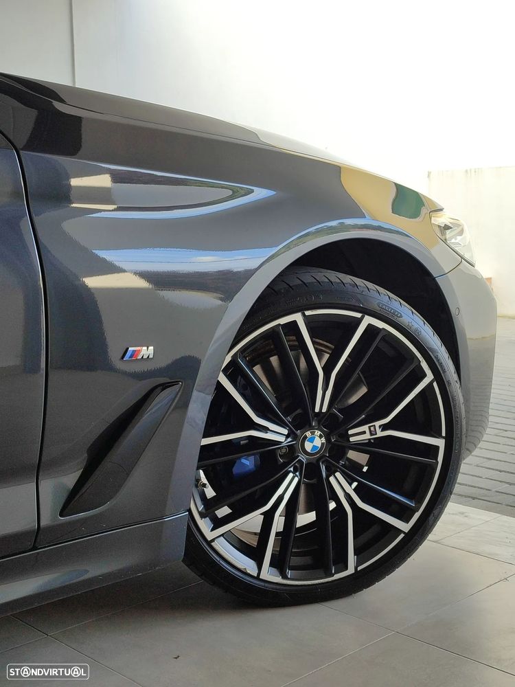 BMW 530 e Pack 50 anos M - 10