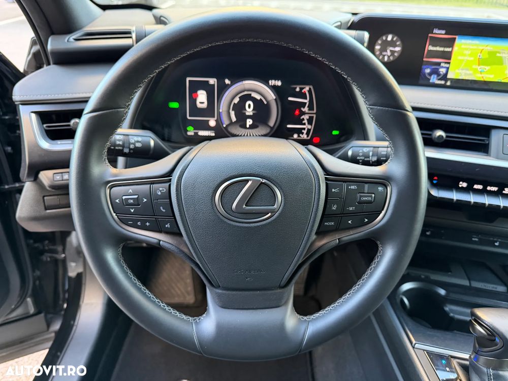 Lexus UX 250h E-FOUR Luxury ML - 17