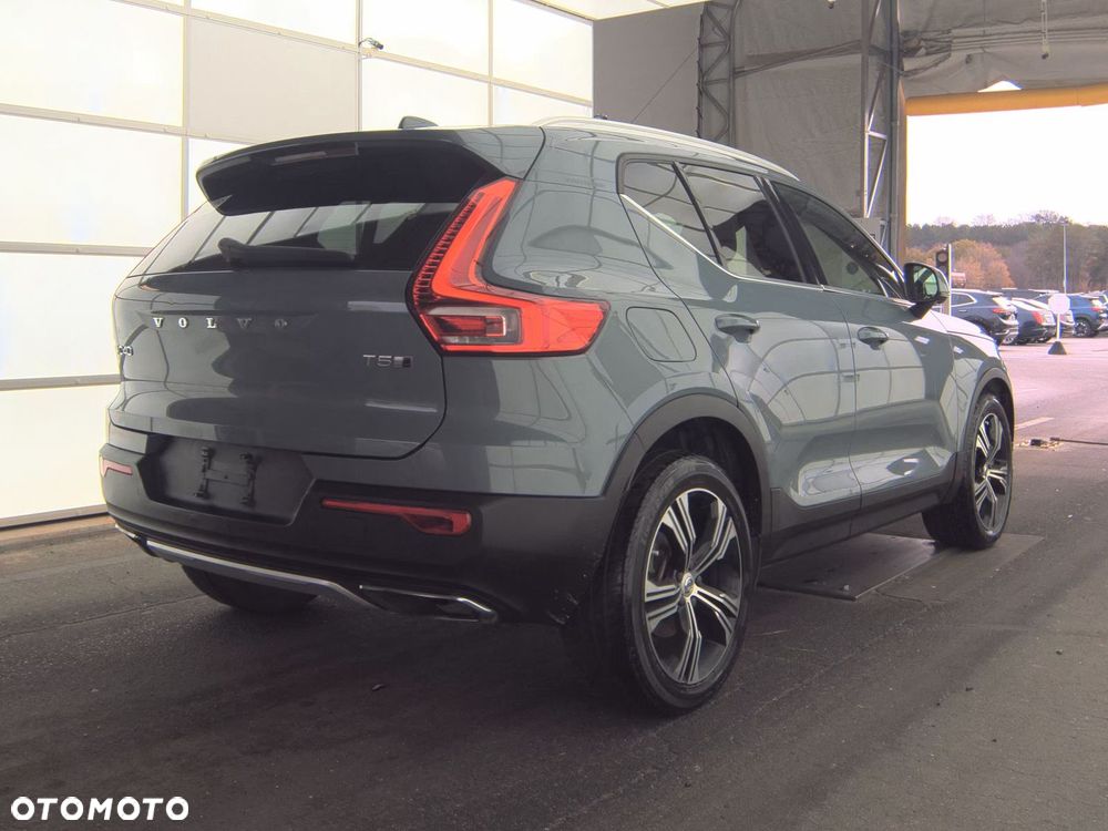 Volvo XC 40 - 9