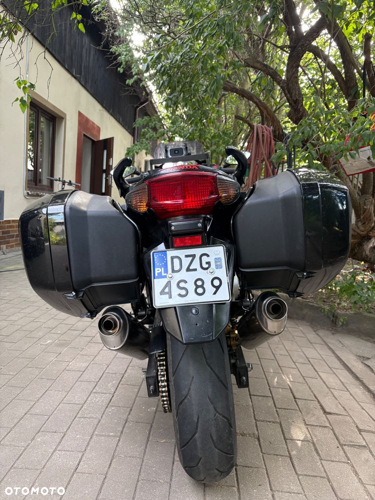 Honda CBF - 4