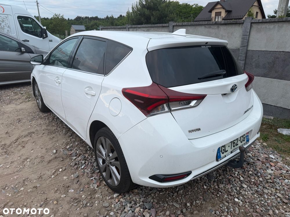 Toyota Auris 1.8 HSD Luna - 6