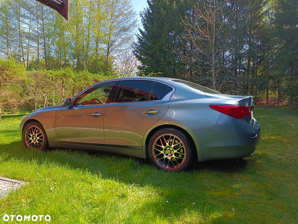 Infiniti Q50 - 8