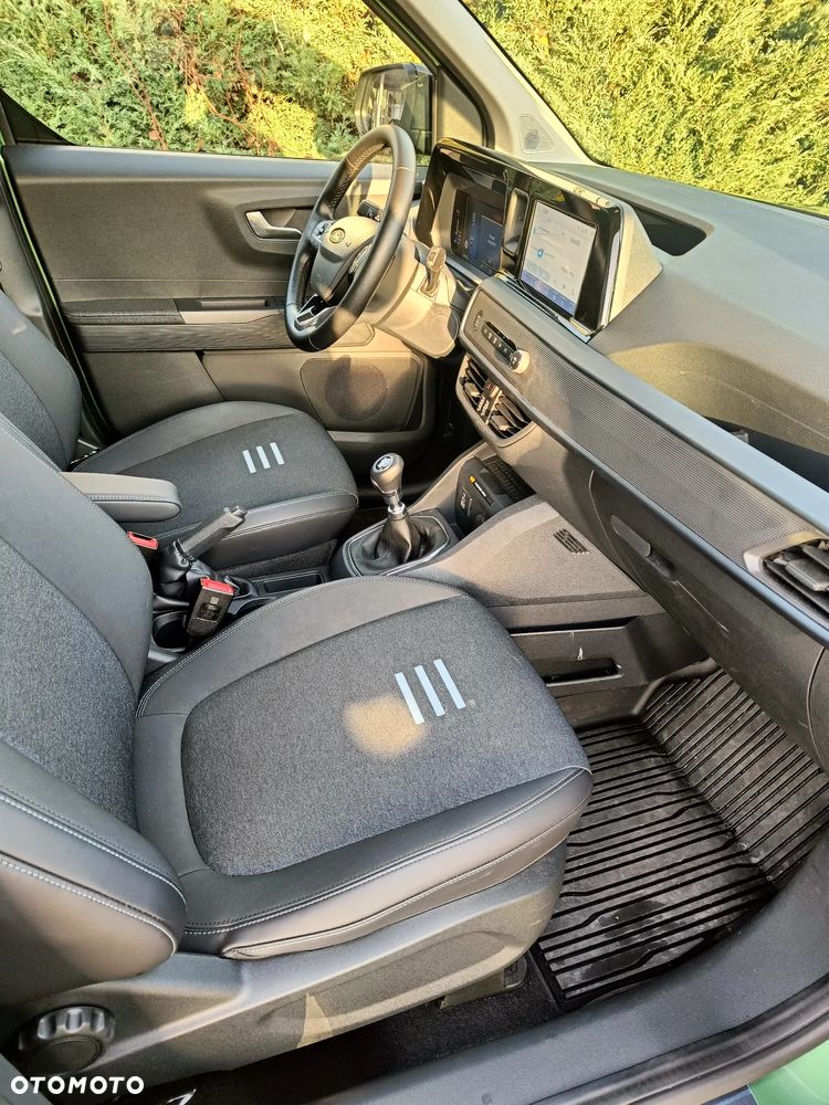 Ford Tourneo Courier 1.0 EcoBoost ACTIVE - 12