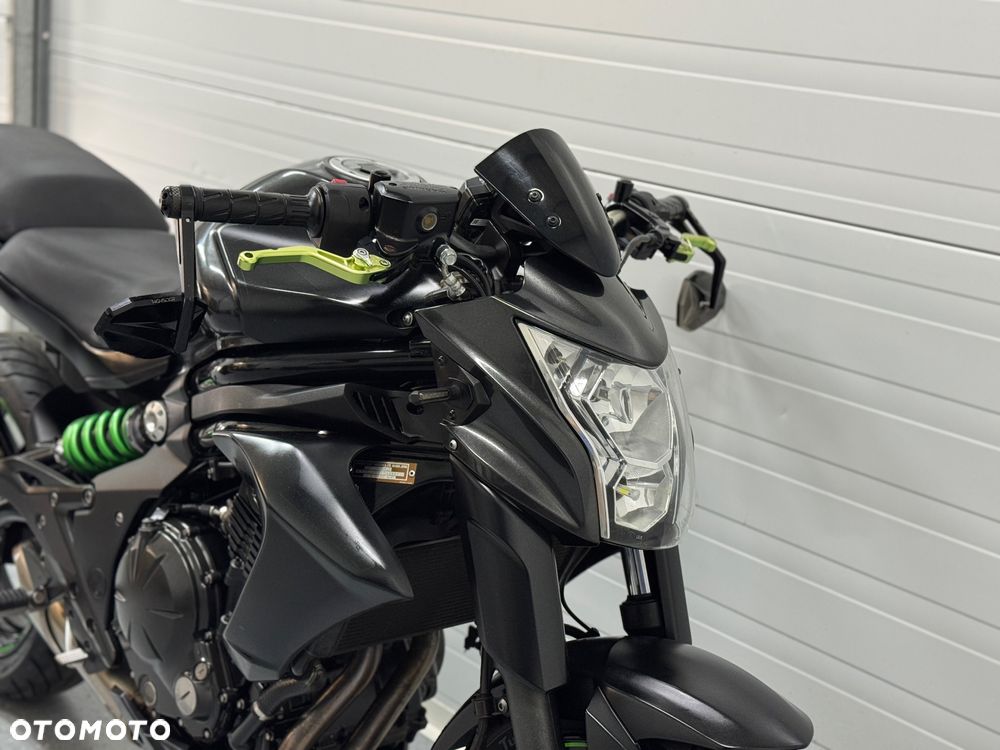 Kawasaki ER - 8