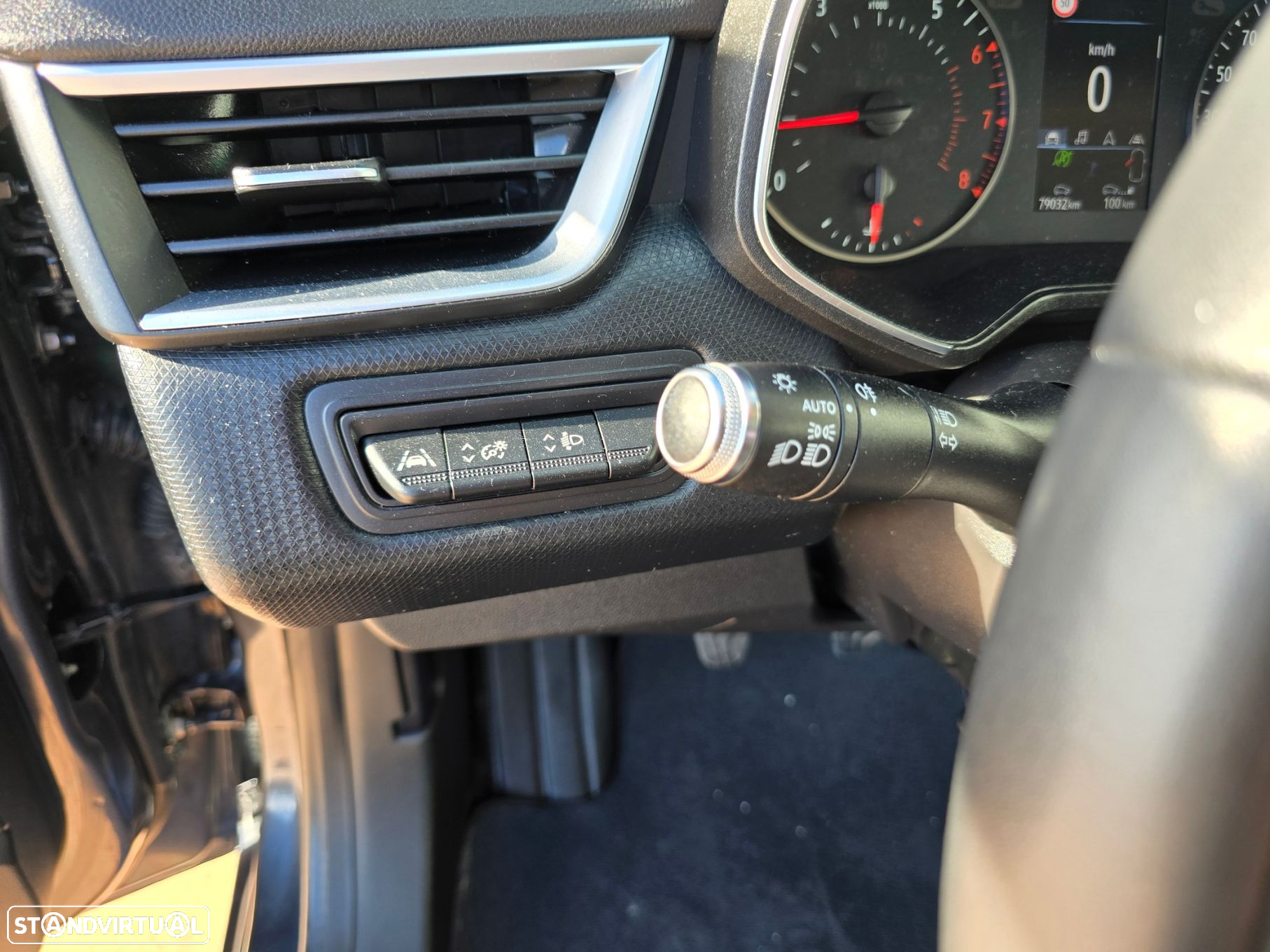 Renault Clio 1.0 SCe Zen - 35
