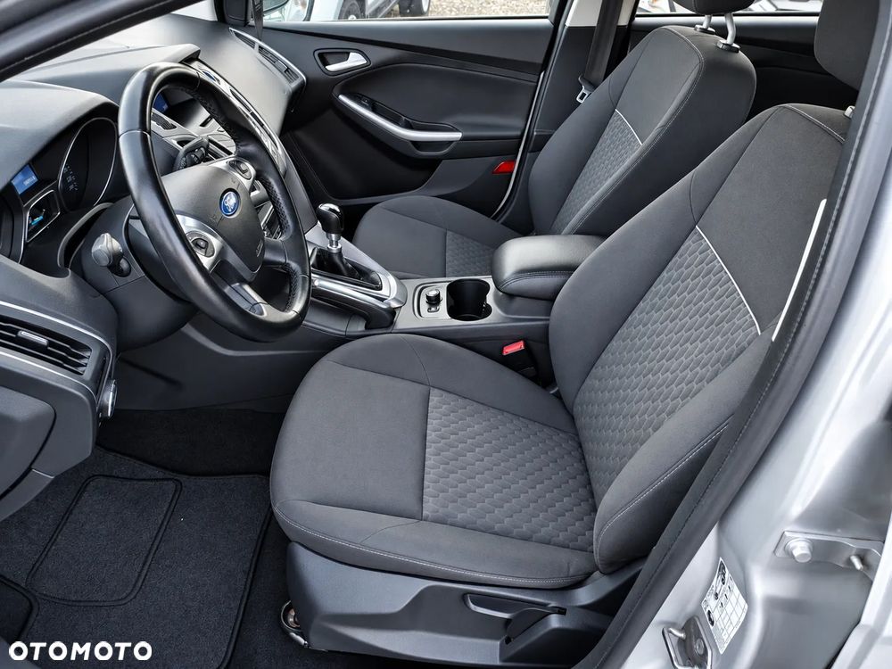 Ford Focus - 16